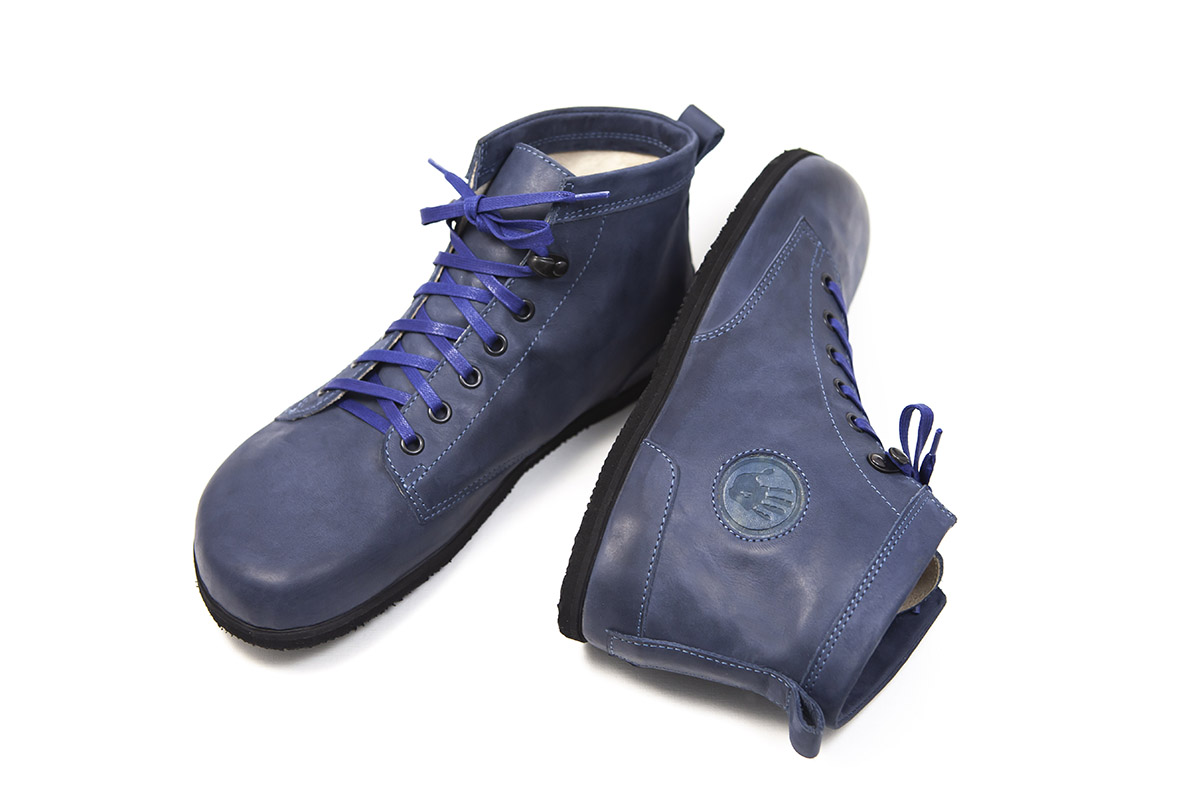 _vyrp11_1874WBlue.jpg
